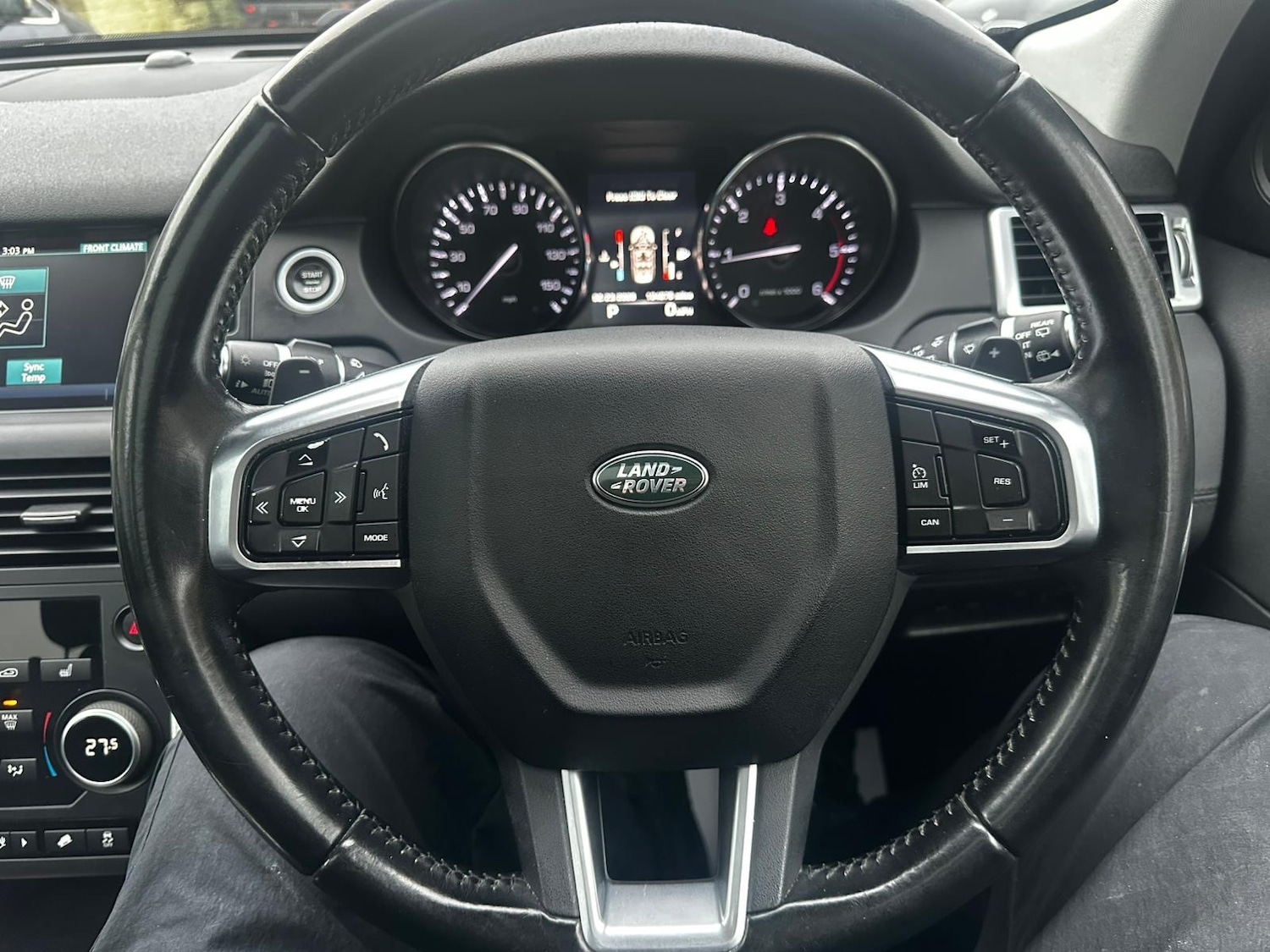 Used Land Rover Discovery Sport 2015 for sale - 77709163: Photo 11