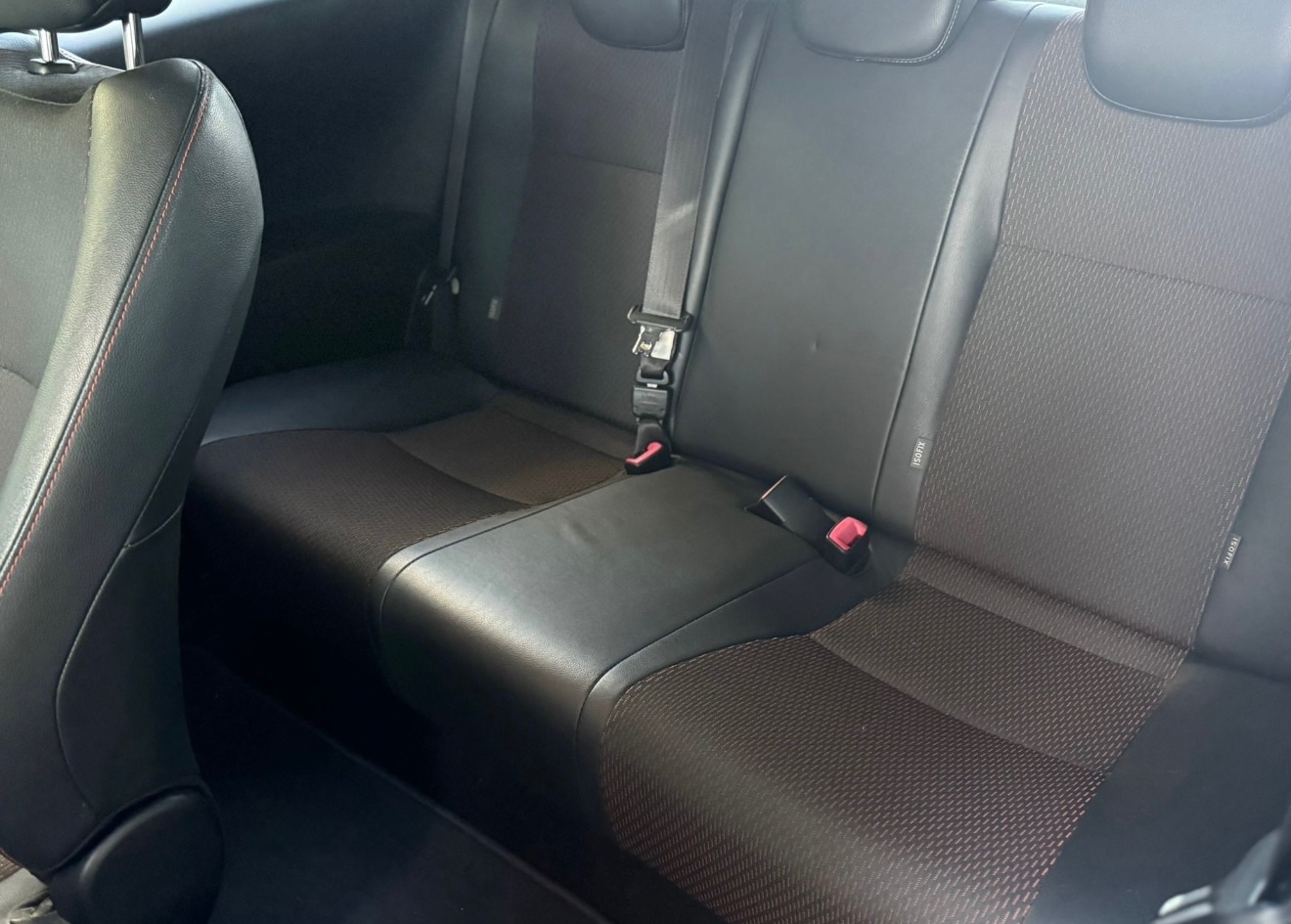 Used Toyota Yaris 2012 for sale - 76411472: Photo 3