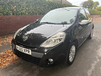 Used Renault Clio 2010 for sale - 76261815: Photo