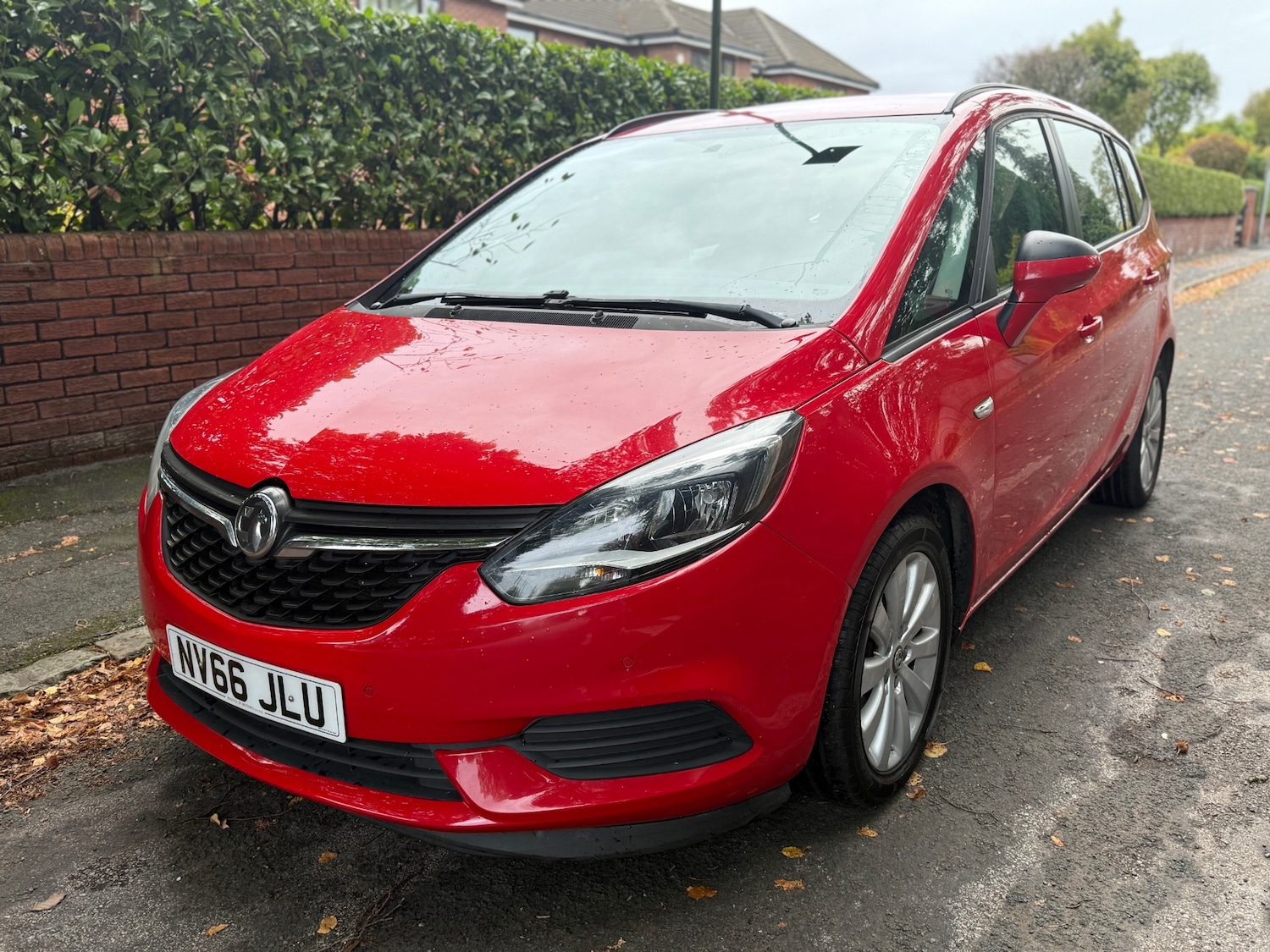 Used Vauxhall Zafira 2017 for sale - 76170863: Photo 2