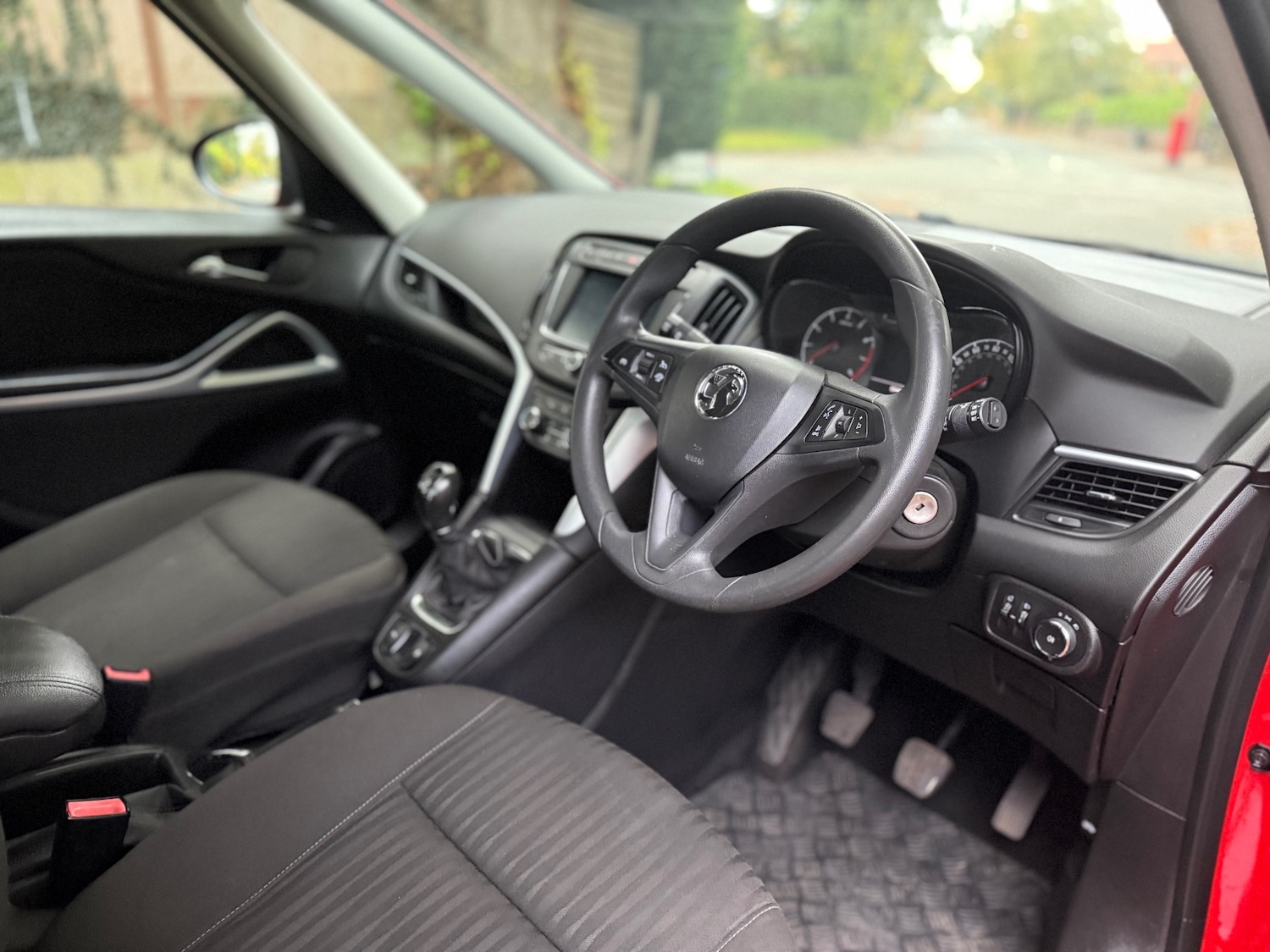 Used Vauxhall Zafira 2017 for sale - 76170863: Photo 9