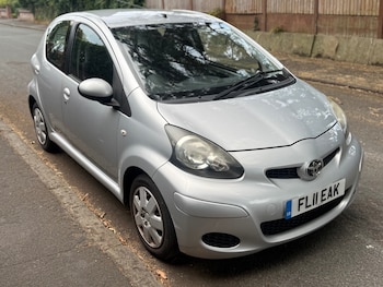 Used Toyota AYGO 2011 for sale - 75376615: Photo