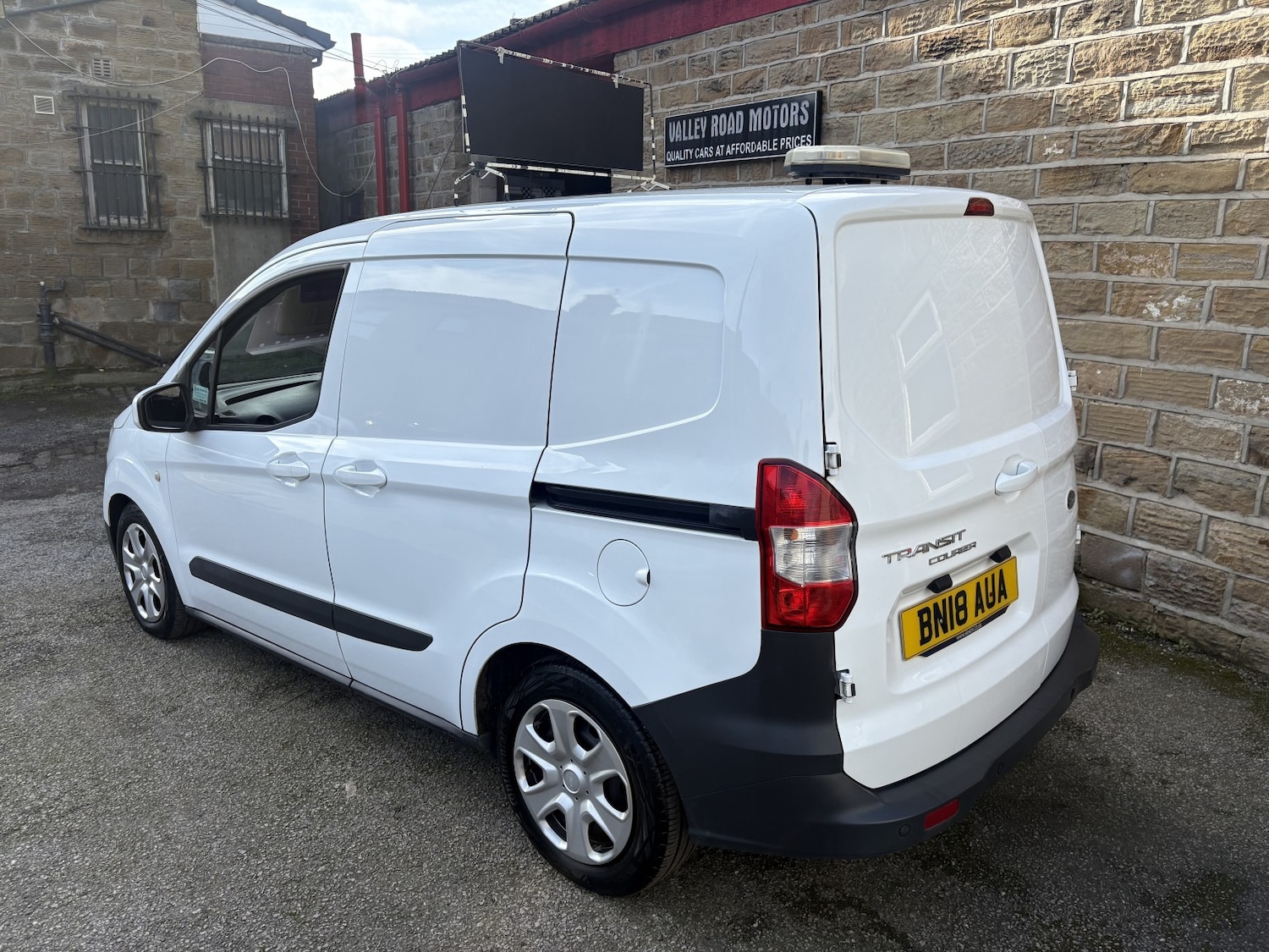 Used Ford Transit Courier 2018 for sale - 78131592: Photo 7