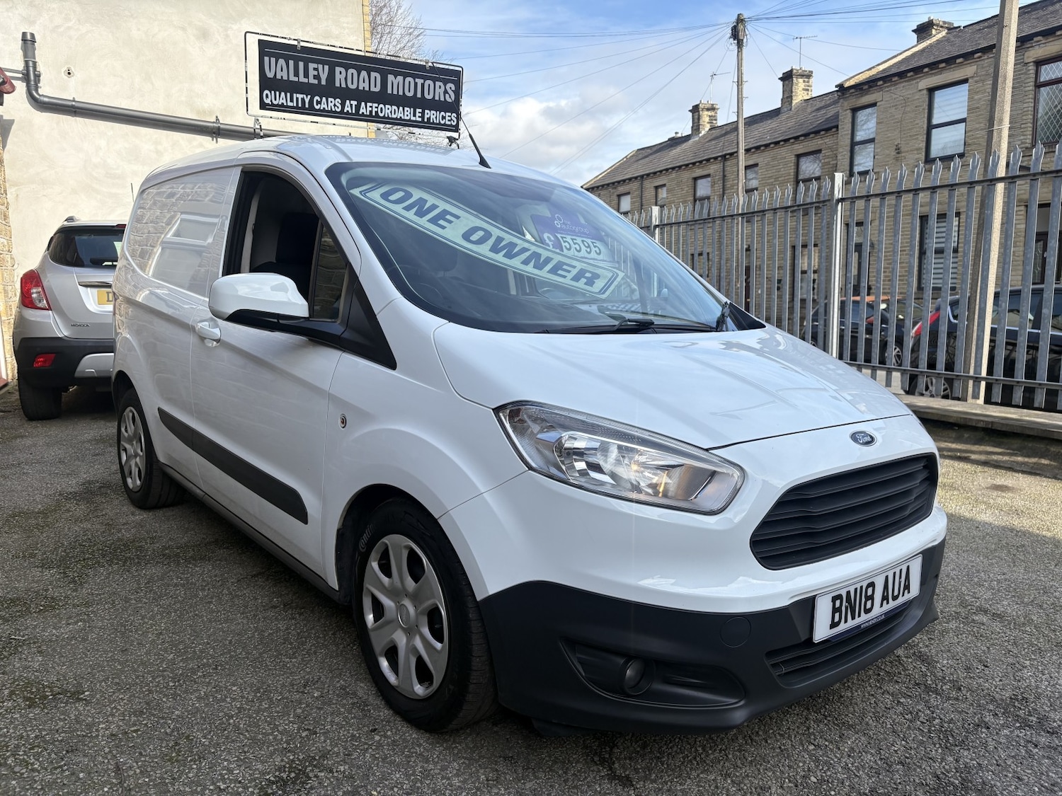Used Ford Transit Courier 2018 for sale - 78131592: Photo 8