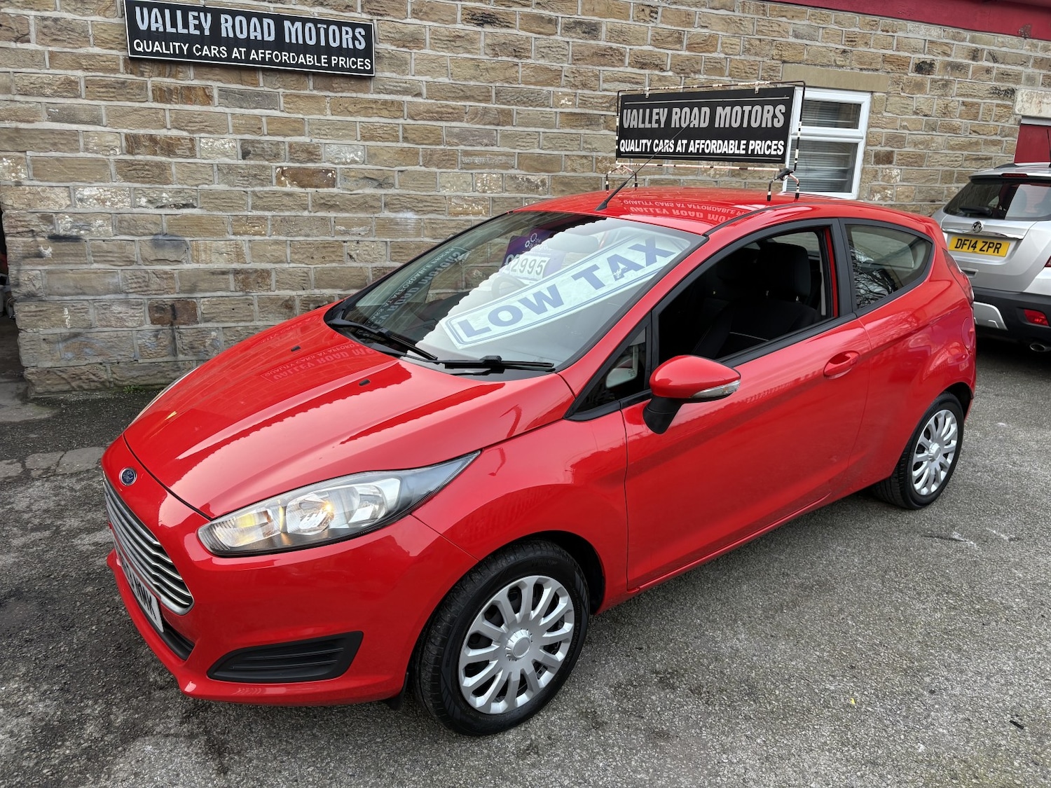 Used Ford Fiesta 2014 for sale - 77766467: Photo 2