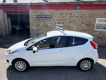 Used Ford Fiesta 2014 for sale - 79315036: Photo