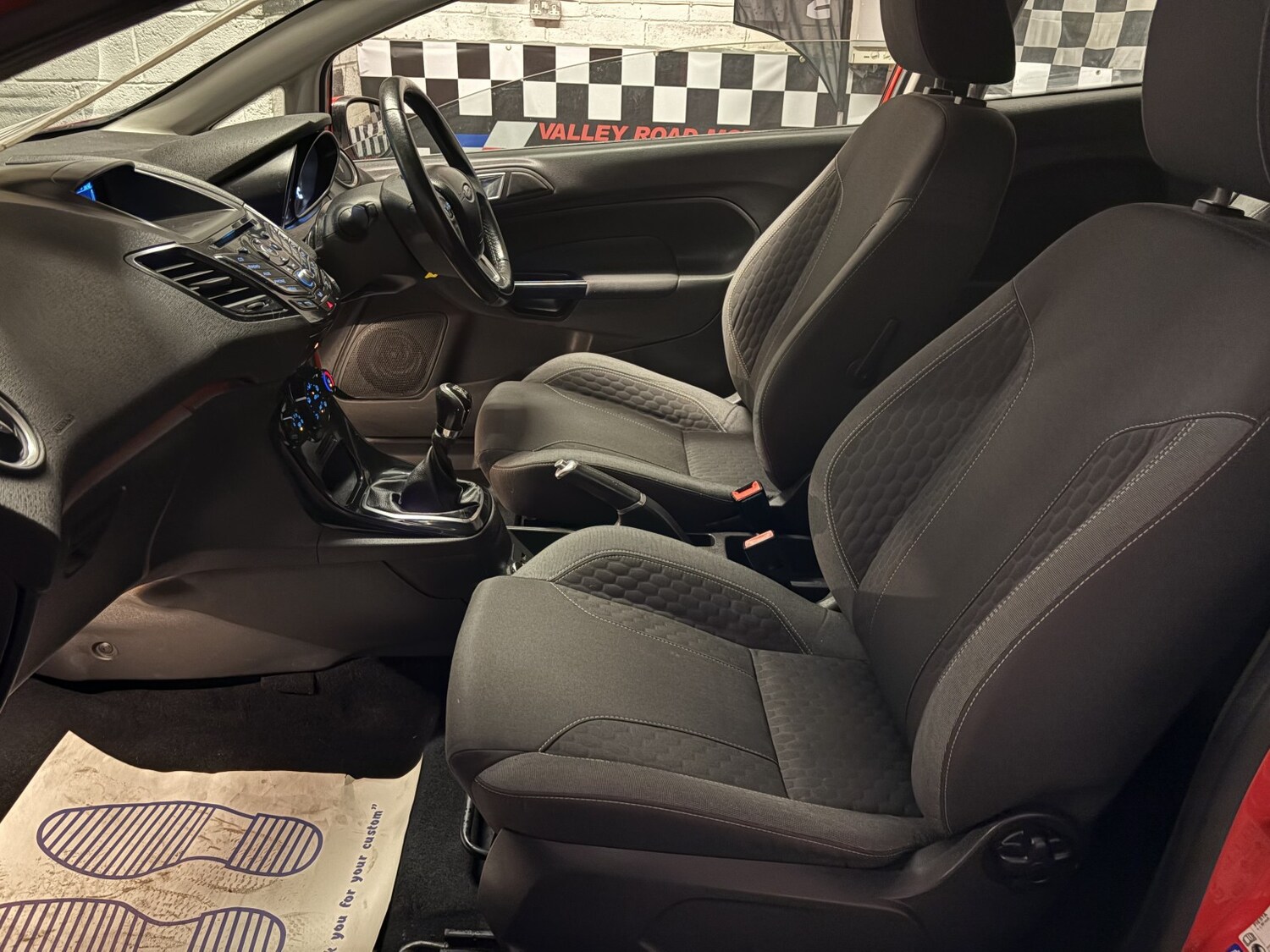 Used Ford Fiesta 2015 for sale - 78131563: Photo 32