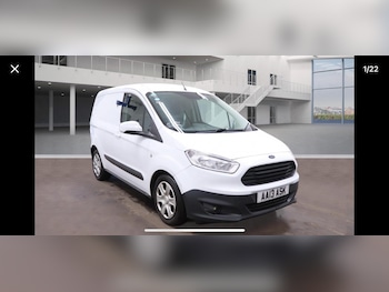 Used Ford Transit Courier 2017 for sale - 77687669: Photo