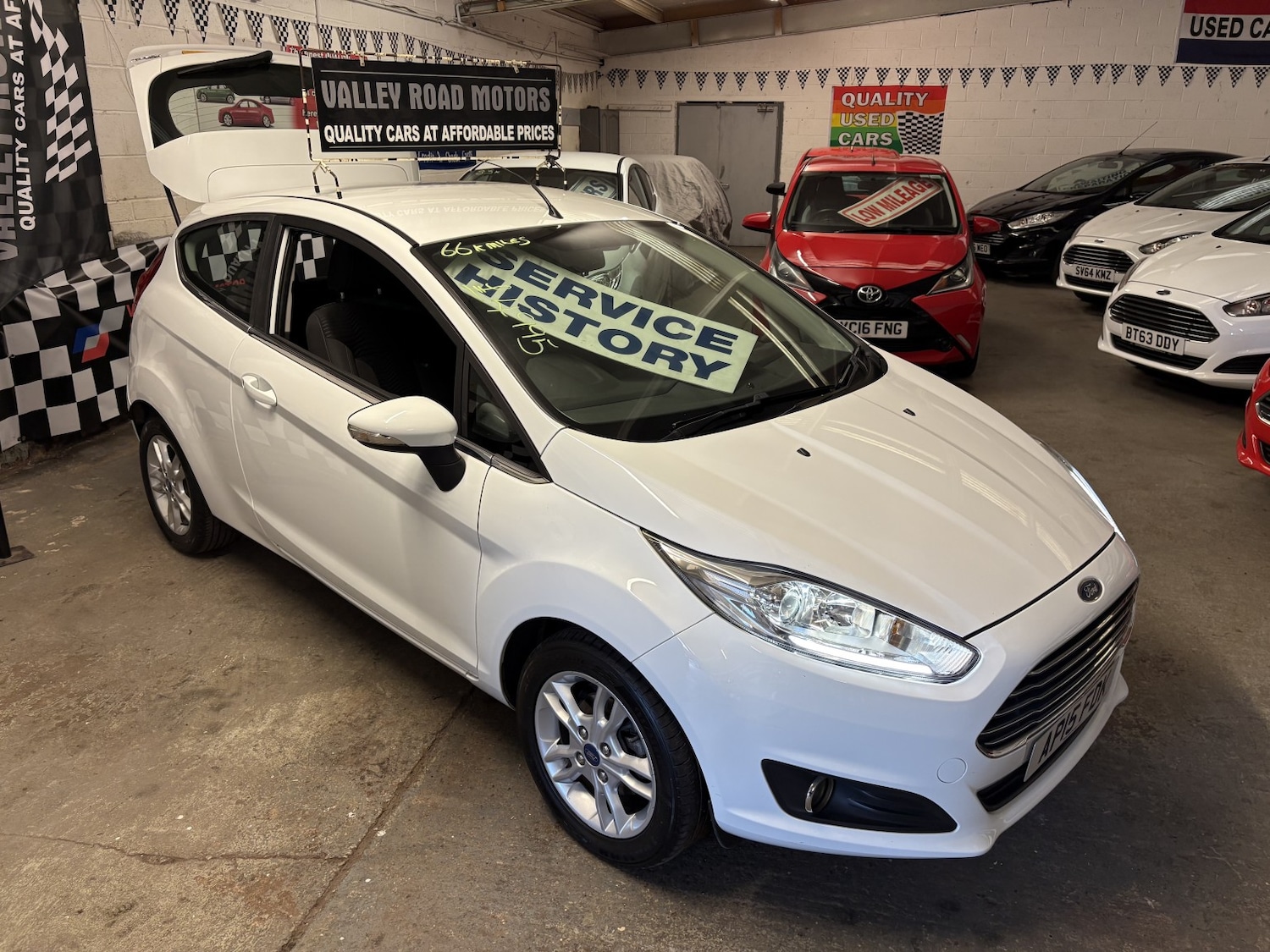 Used Ford Fiesta 2015 for sale - 76430957: Photo 1