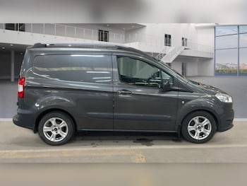 Used Ford Transit Courier 2018 for sale - 78513658: Photo