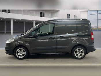 Used Ford Transit Courier 2018 for sale - 78513658: Photo