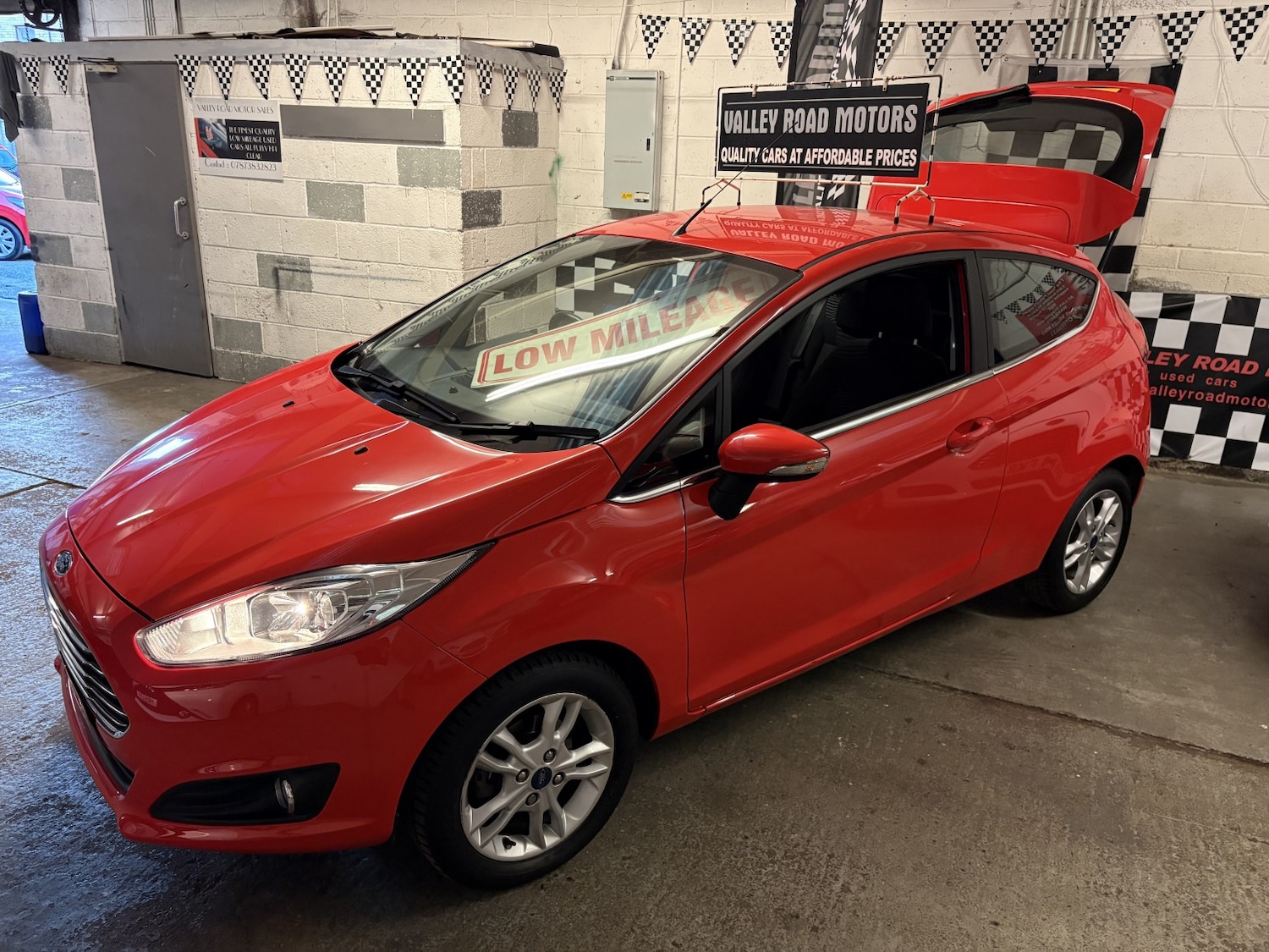 Used Ford Fiesta 2014 for sale - 76347204: Photo 8