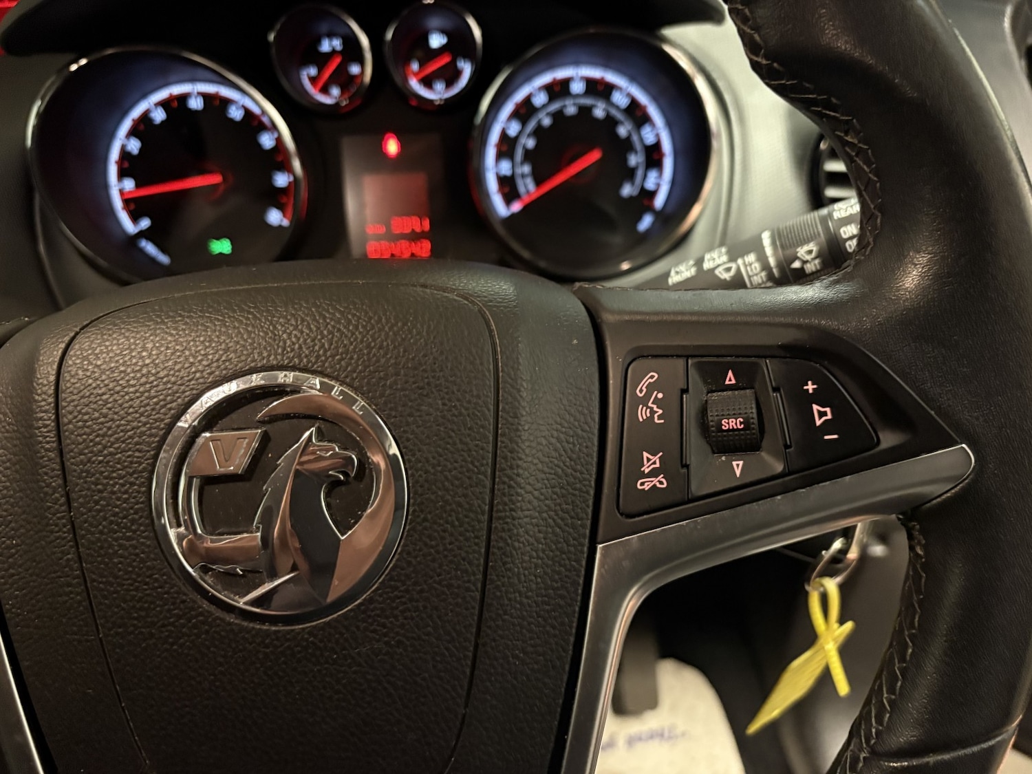 Used Vauxhall Meriva 2016 for sale - 76712558: Photo 19