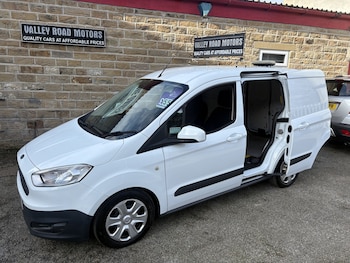 Used Ford Transit Courier 2018 for sale - 79314991: Photo