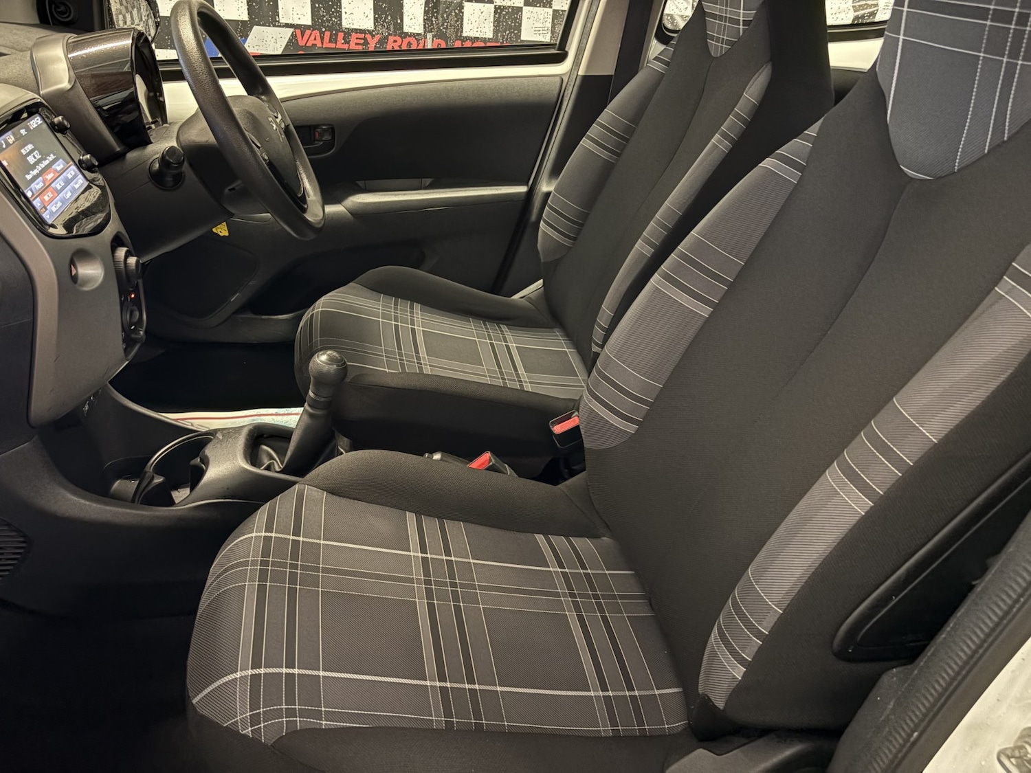 Used Peugeot 108 2016 for sale - 77864874: Photo 26