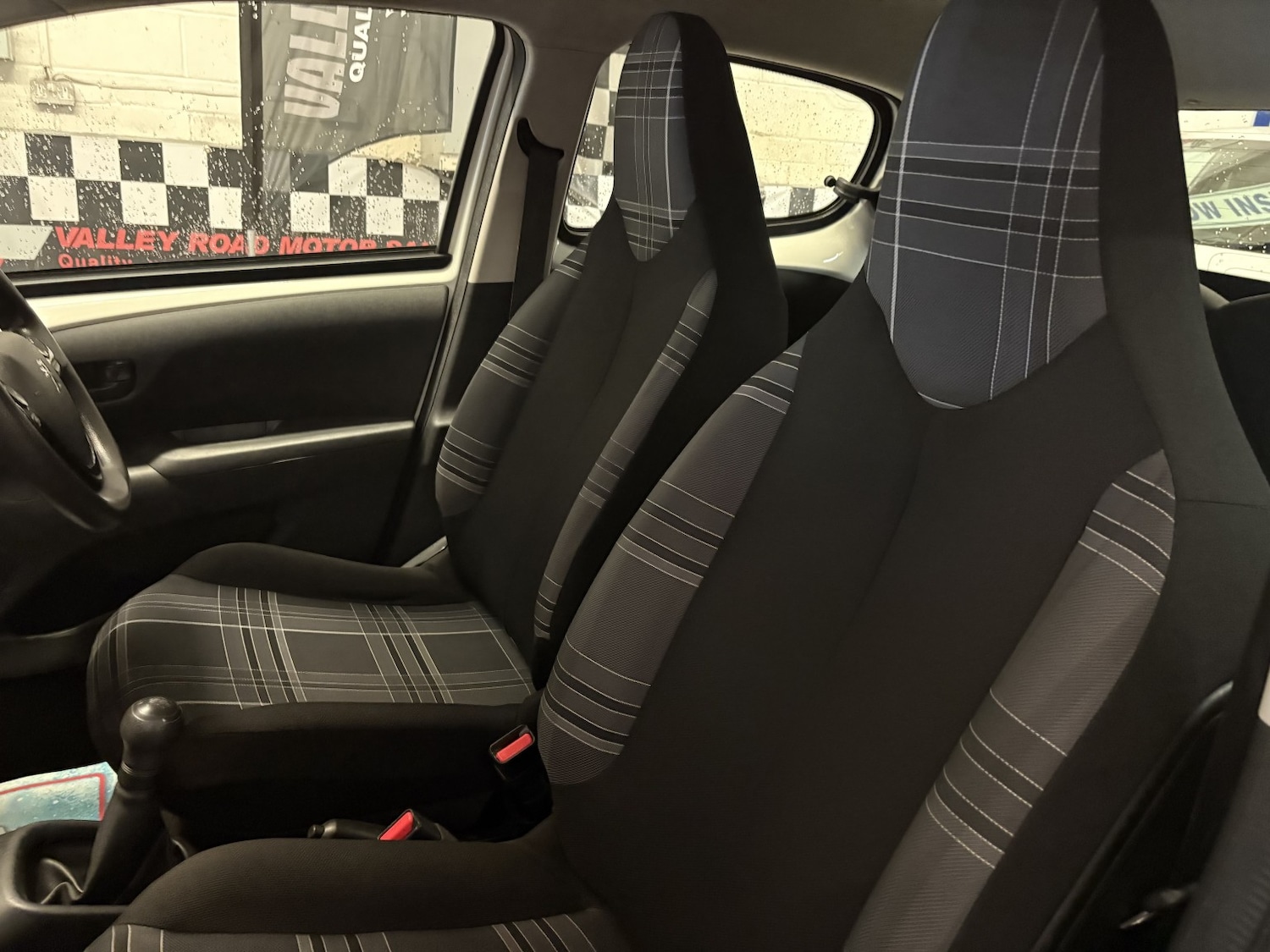 Used Peugeot 108 2016 for sale - 77864874: Photo 27