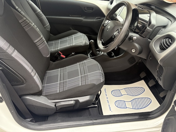 Used Peugeot 108 2017 for sale - 76286992: Photo 11