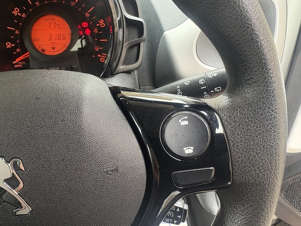 Used Peugeot 108 2017 for sale - 76286992: Photo 25