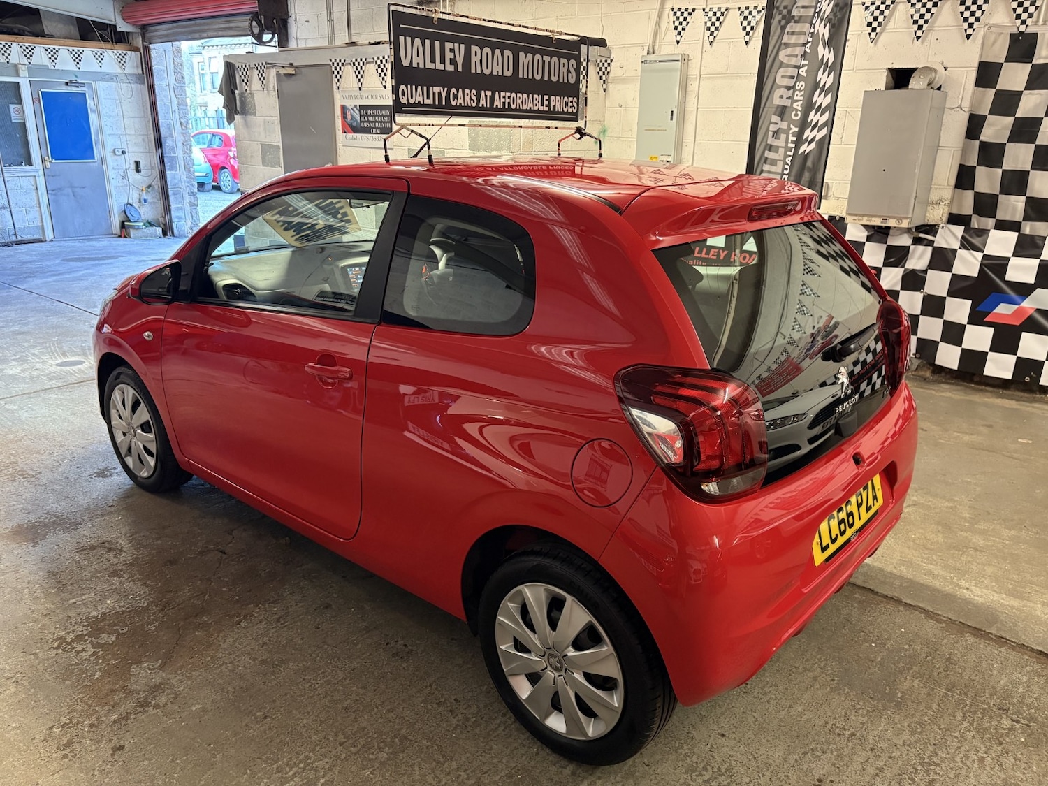 Used Peugeot 108 2016 for sale - 76565147: Photo 14