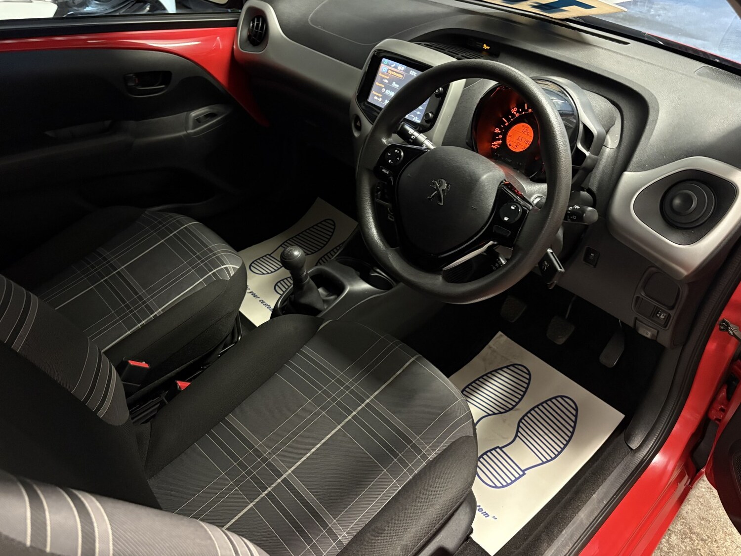 Used Peugeot 108 2016 for sale - 76565147: Photo 25