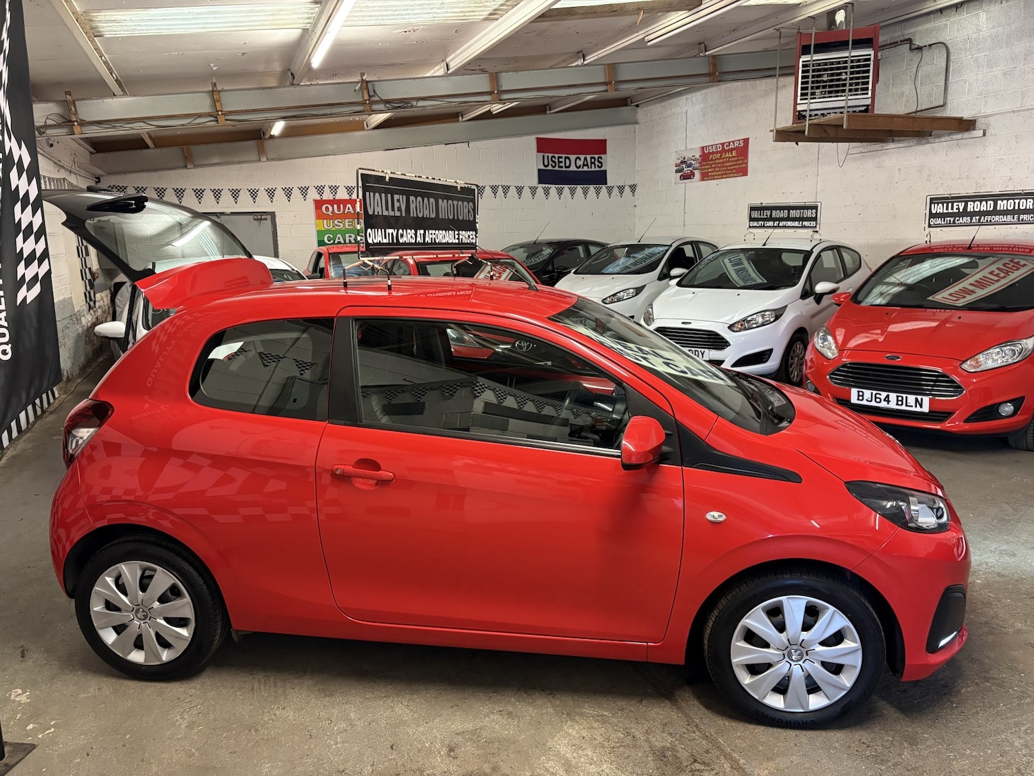 Used Peugeot 108 2016 for sale - 76565147: Photo 6
