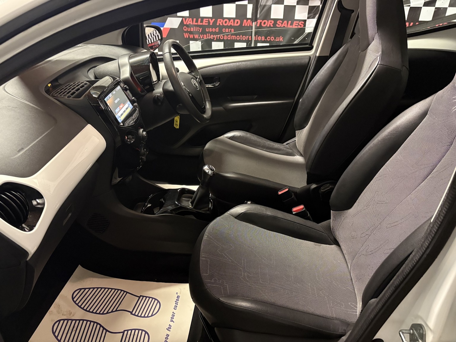 Used Toyota AYGO 2015 for sale - 76769620: Photo 19