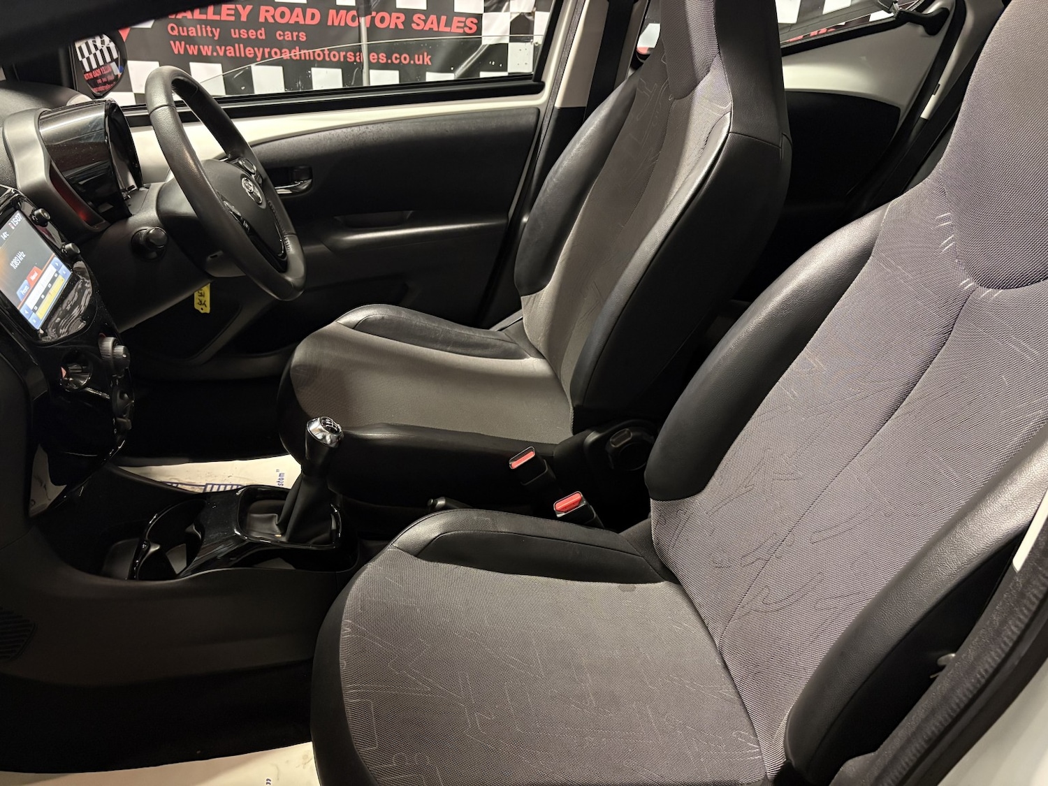 Used Toyota AYGO 2015 for sale - 76769620: Photo 20