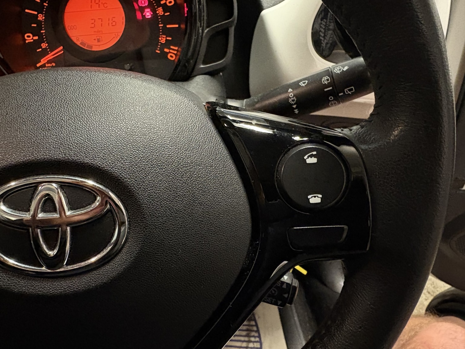 Used Toyota AYGO 2015 for sale - 76769620: Photo 28