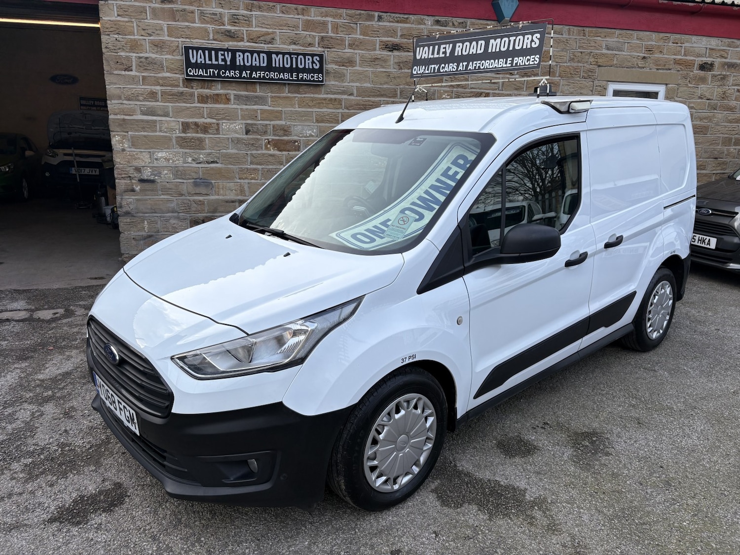 Used Ford Transit Connect 2018 for sale - 78131610: Photo 2