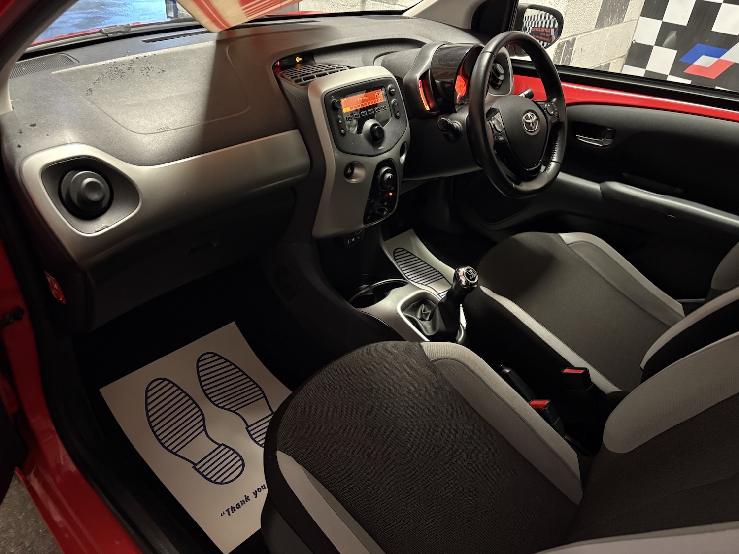 Used Toyota AYGO 2016 for sale - 76559943: Photo 23