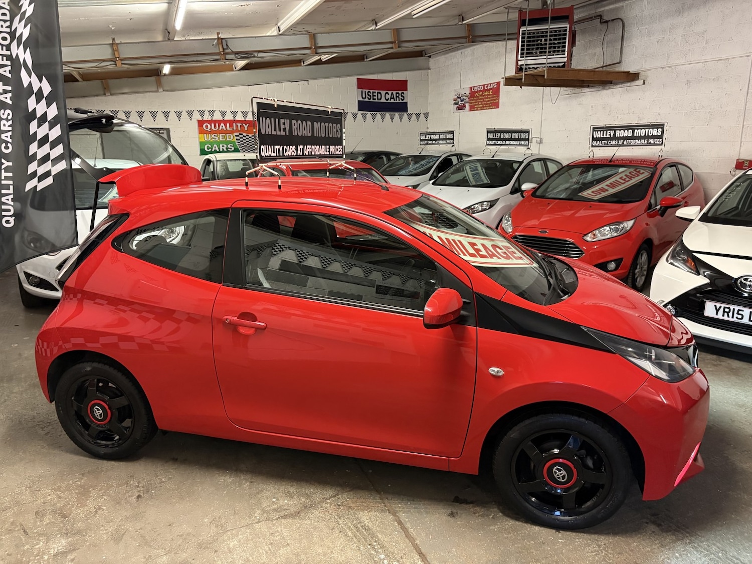 Used Toyota AYGO 2016 for sale - 76559943: Photo 4