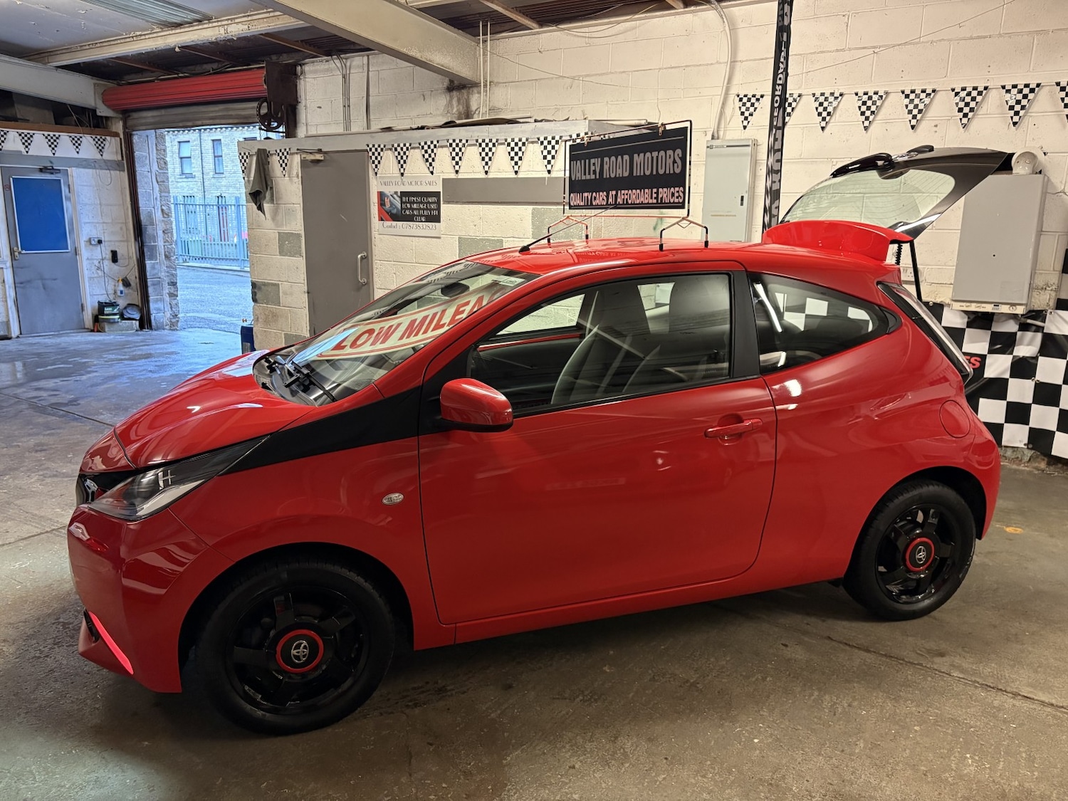 Used Toyota AYGO 2016 for sale - 76559943: Photo 7