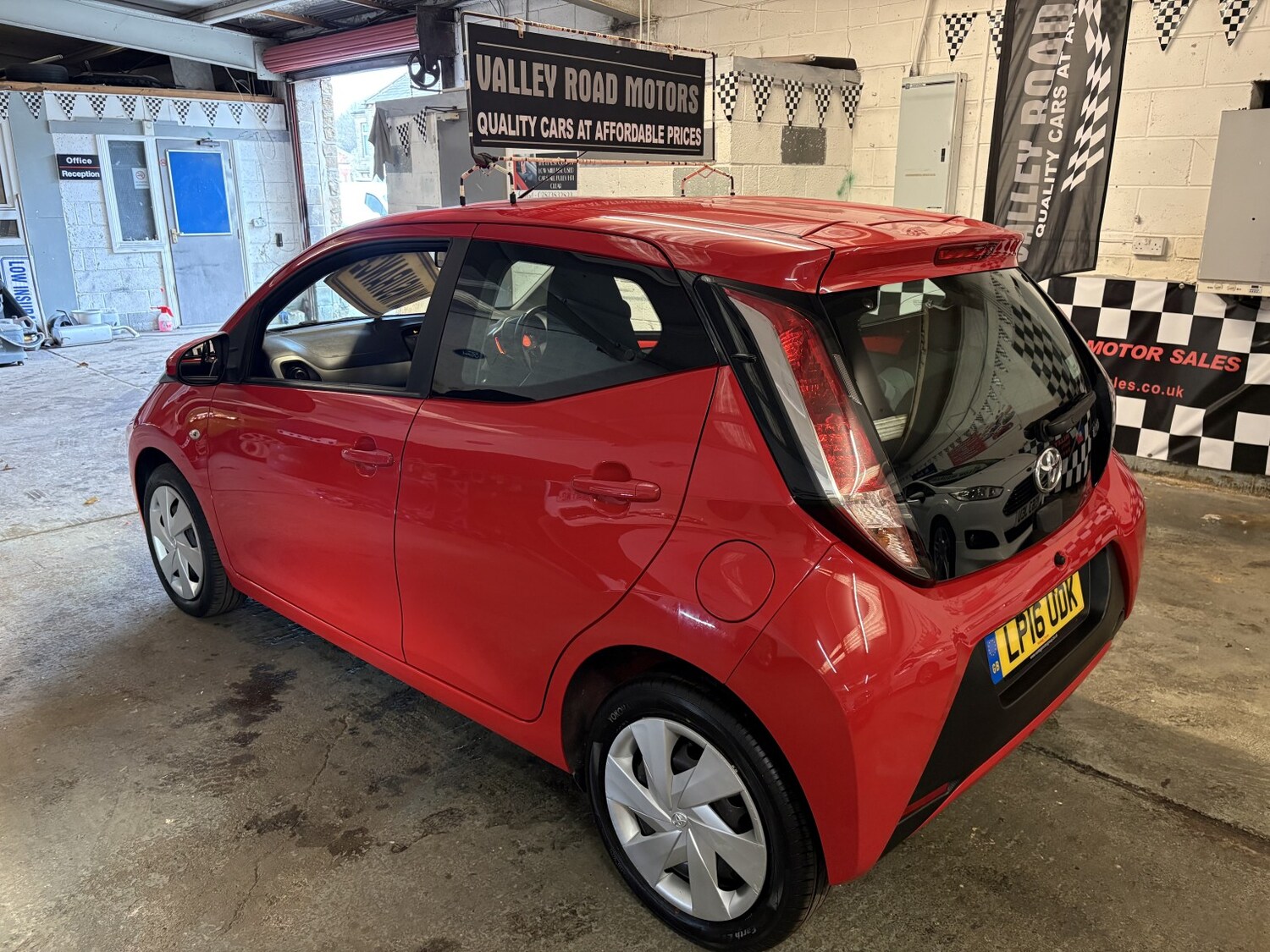 Used Toyota AYGO 2016 for sale - 78131588: Photo 10