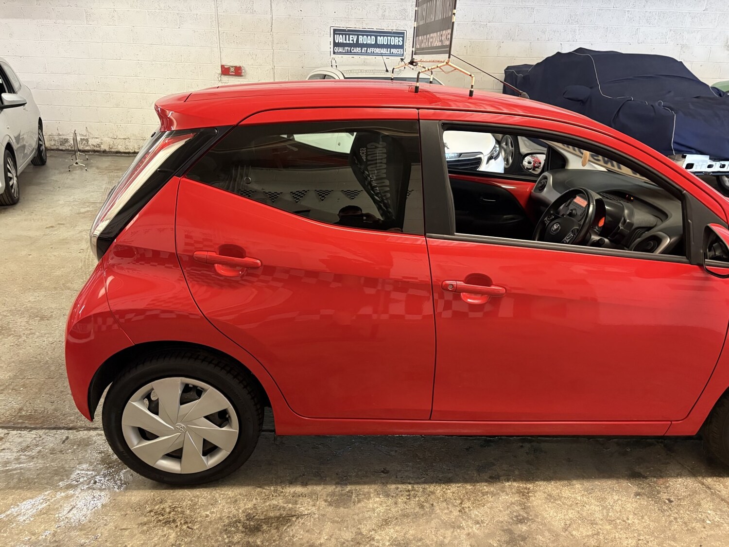 Used Toyota AYGO 2016 for sale - 78131588: Photo 13