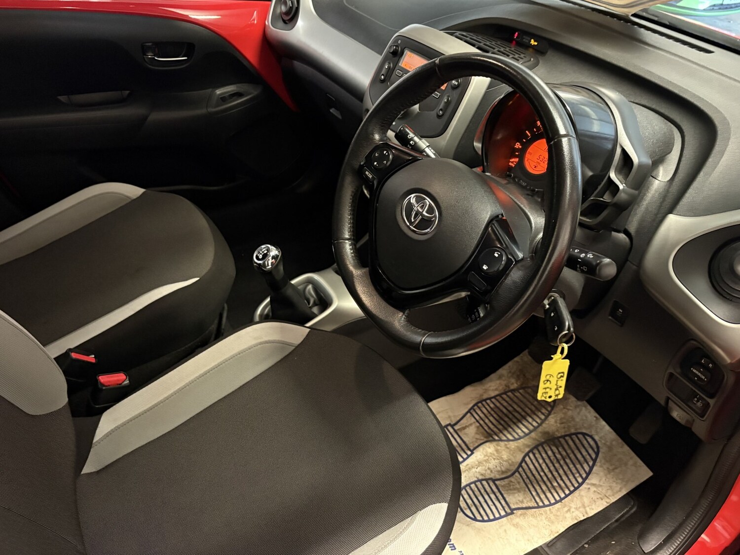 Used Toyota AYGO 2016 for sale - 78131588: Photo 19
