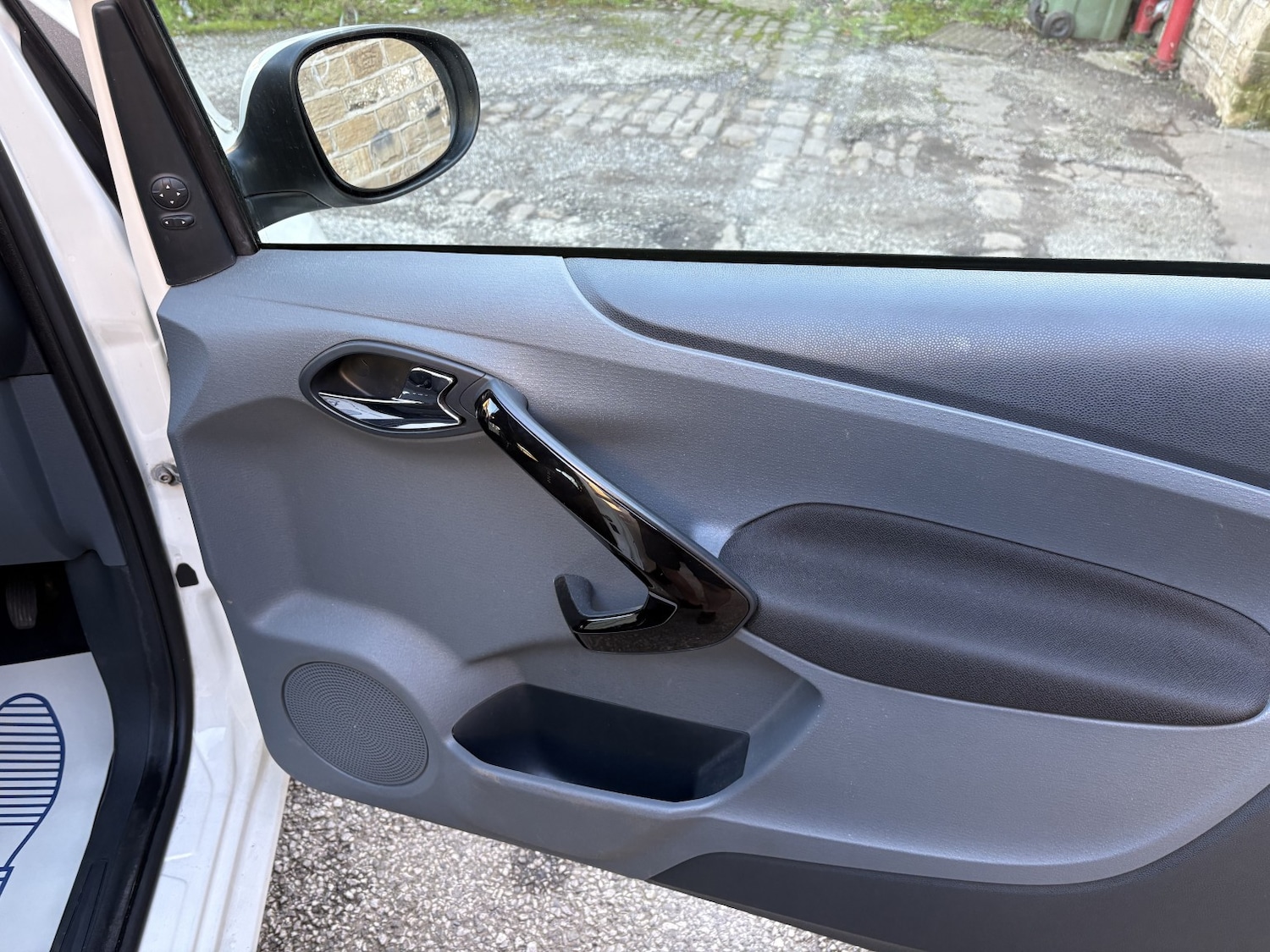 Used Ford Ka 2013 for sale - 76656093: Photo 11