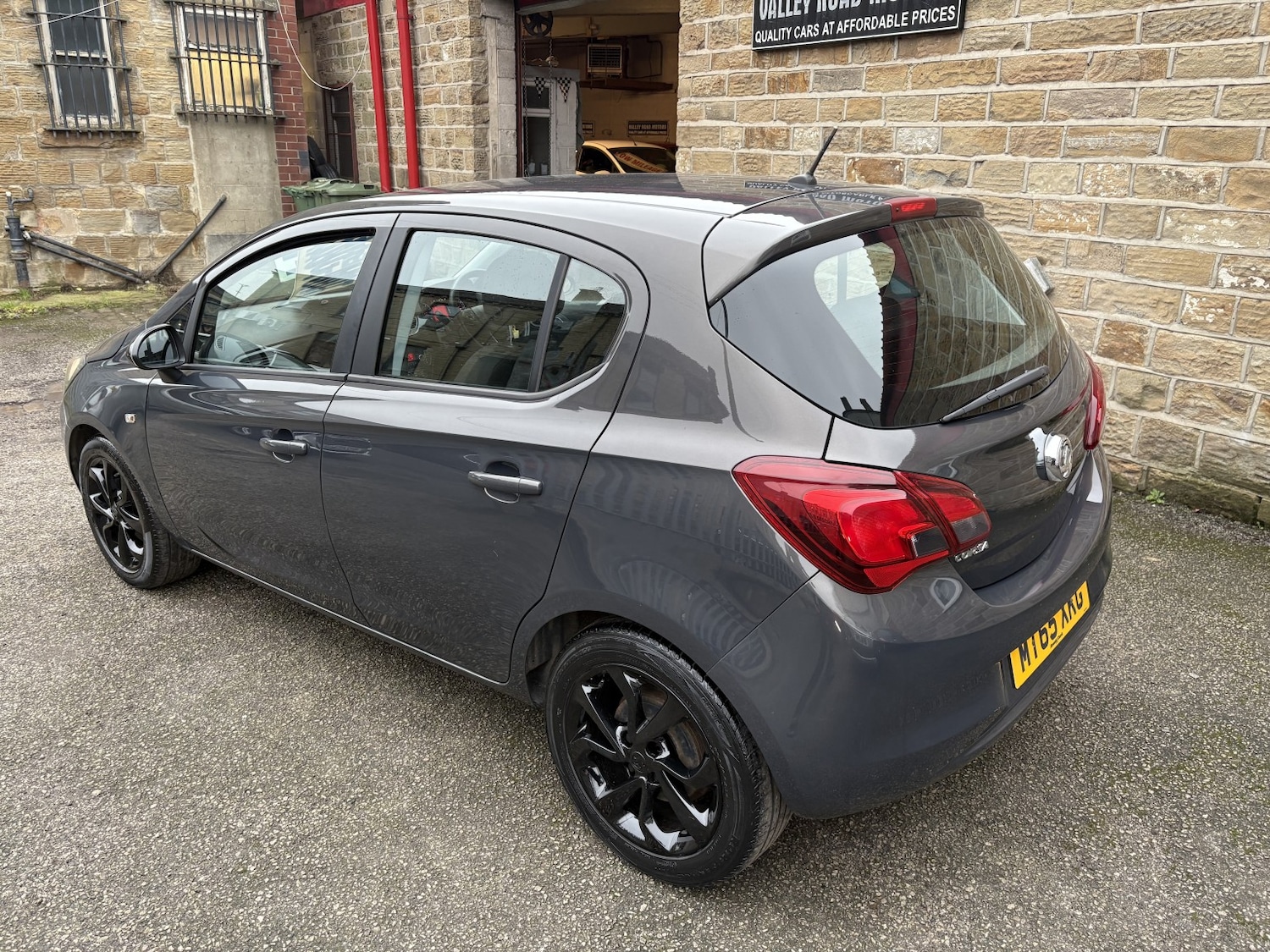 Used Vauxhall Corsa 2015 for sale - 77590090: Photo 4