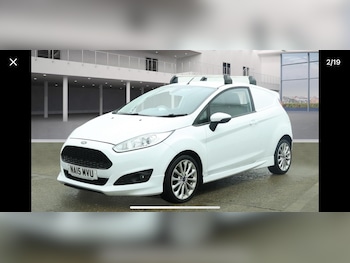 Used Ford Fiesta 2015 for sale - 77558601: Photo