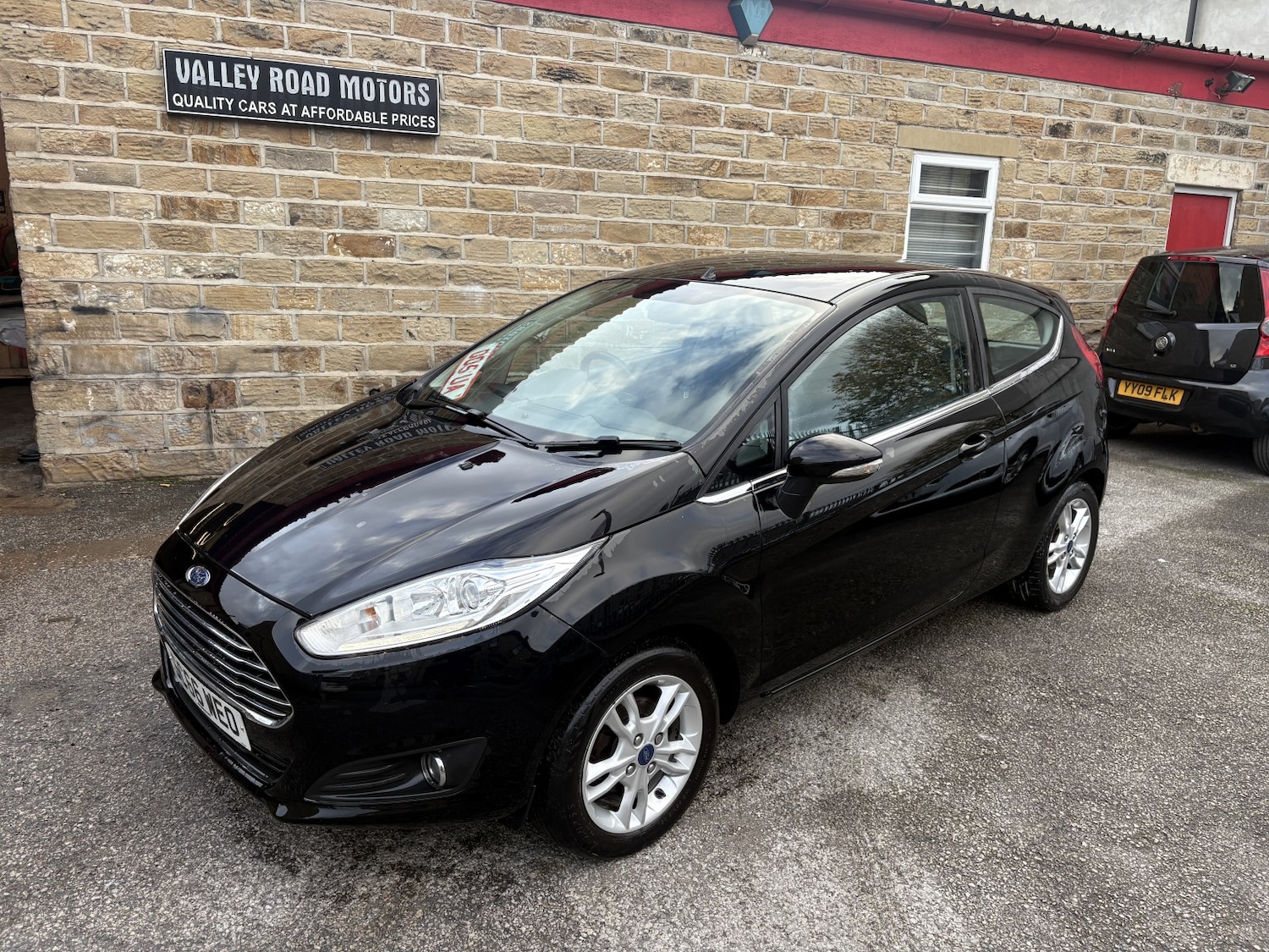 Used Ford Fiesta 2016 for sale - 76412235: Photo 1