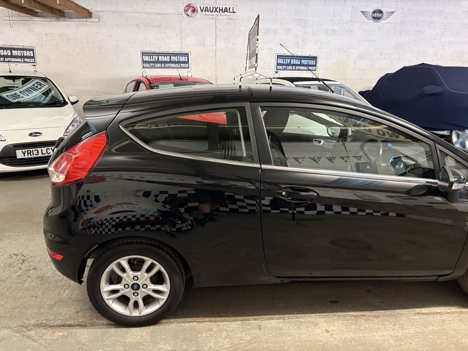 Used Ford Fiesta 2016 for sale - 76412235: Photo 14