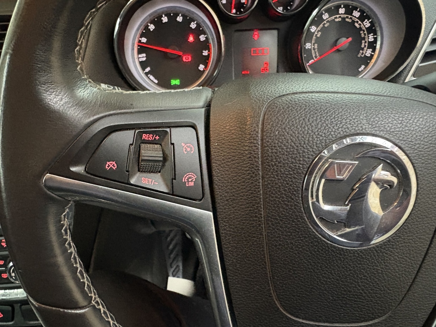 Used Vauxhall Mokka 2014 for sale - 77813149: Photo 33