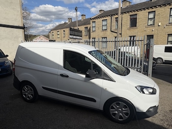 Used Ford Transit Courier 2019 for sale - 78131611: Photo
