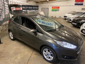 2016 - 1.25 82 Zetec 3dr