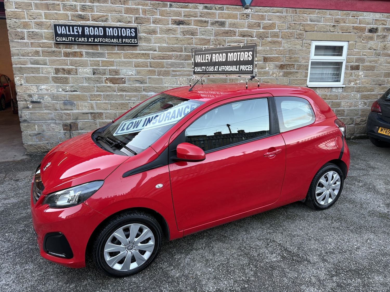 Used Peugeot 108 2015 for sale - 76918459: Photo 2