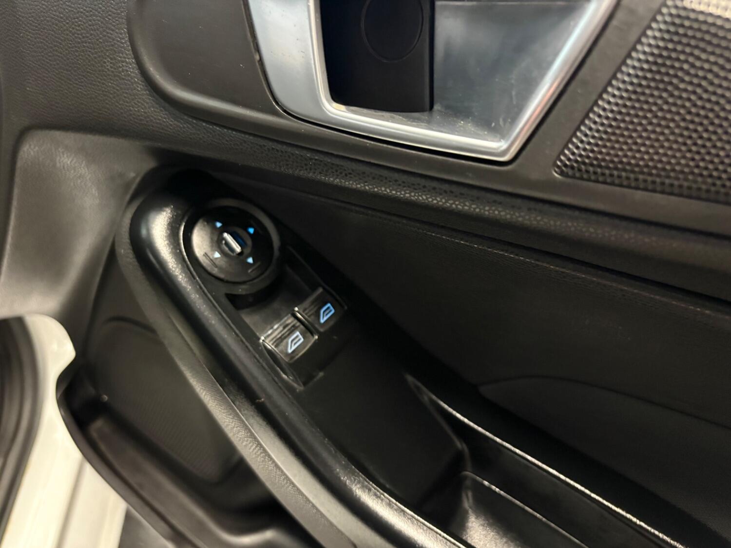 Used Ford Fiesta 2014 for sale - 75862143: Photo 18