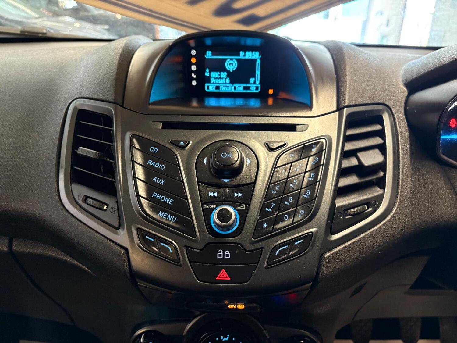 Used Ford Fiesta 2014 for sale - 75862143: Photo 25