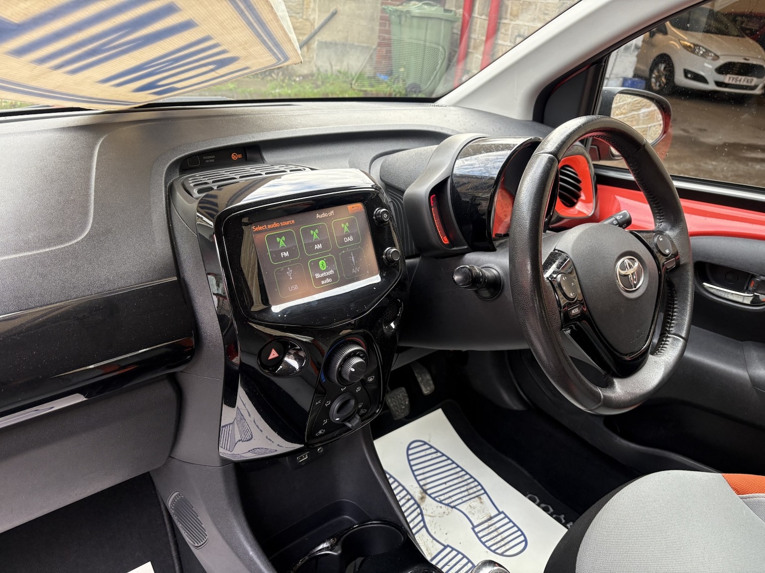 Used Toyota AYGO 2014 for sale - 76334775: Photo 18