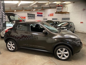 2011 - 1.6 Acenta 5-Door