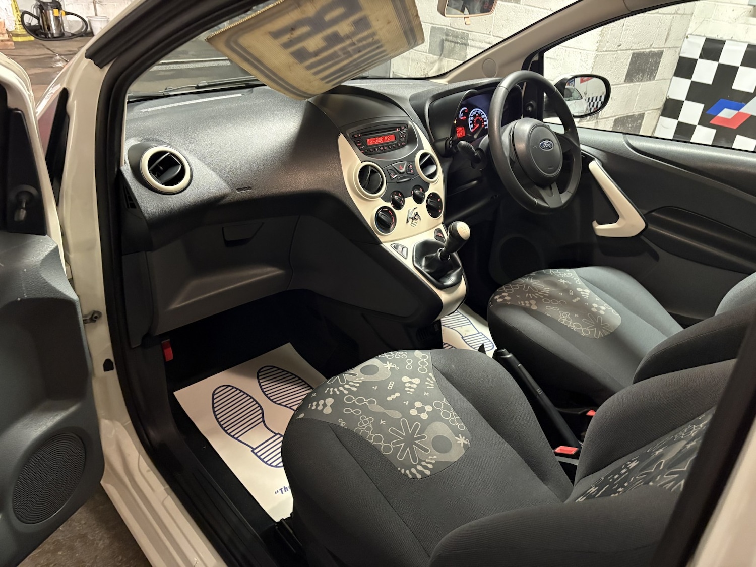 Used Ford Ka 2013 for sale - 76553968: Photo 16