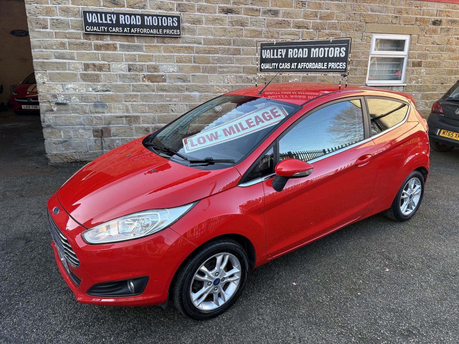 Used Ford Fiesta 2014 for sale - 77228220: Photo 2